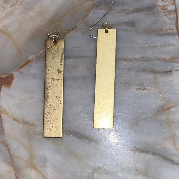 Beautiful Sparkly Crystal Earrings - Picture 2 of 2